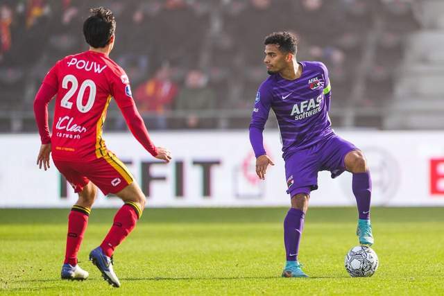 巴萨计划明夏签下哲凯赖什 作为莱万的理想接班人