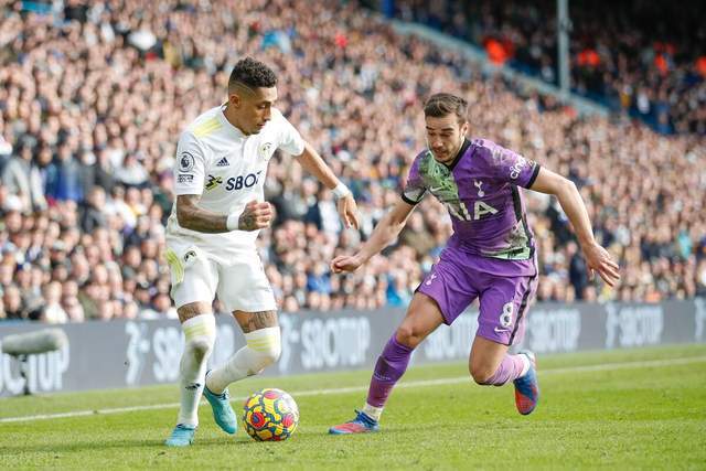 布伦森41分恩比德39+13 尼克斯4-2淘汰76人