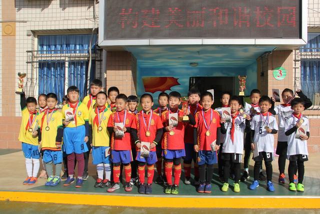 英超夺冠赔率：曼城5连败跌至第3 利物浦领跑